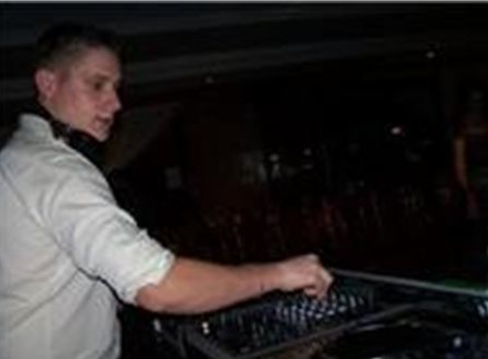 Disc jockey / DJ pour danser